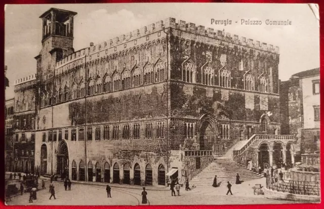 Cartolina Perugia Palazzo Comunale