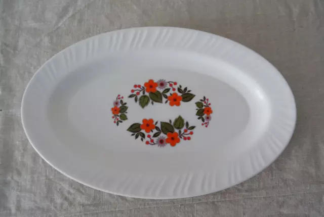 PLAT  OVALE  FLEURS  orange ARCOPAL FRANCE 211102 VINTAGE