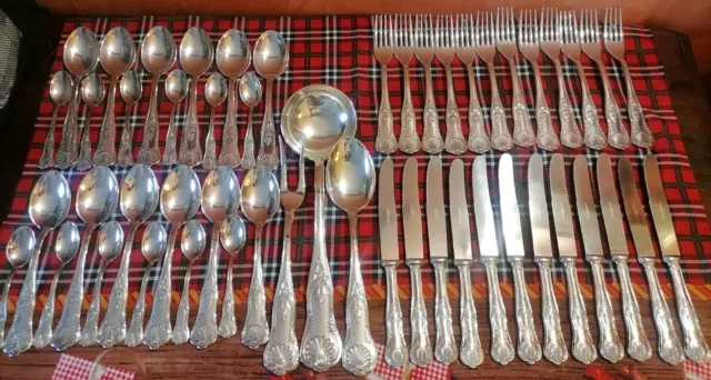 Servizio posate completo da 12 persone placcate argento 800 vintage a conchiglia Servizio posate completo da 12 persone placcate argento 800 vintage a conchiglia