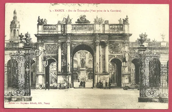 CPA-54- NANCY - Arc de Triomphe ( vue prise de la Carrière )
