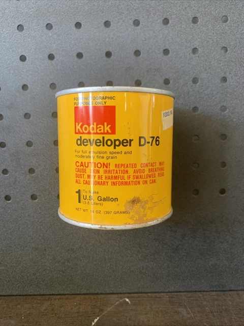 Lata vintage Kodak Developer d-76 sin abrir década de 1950 década de 1960