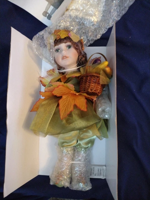 heritage signature collection porcelain doll Lisa Leaf 91068