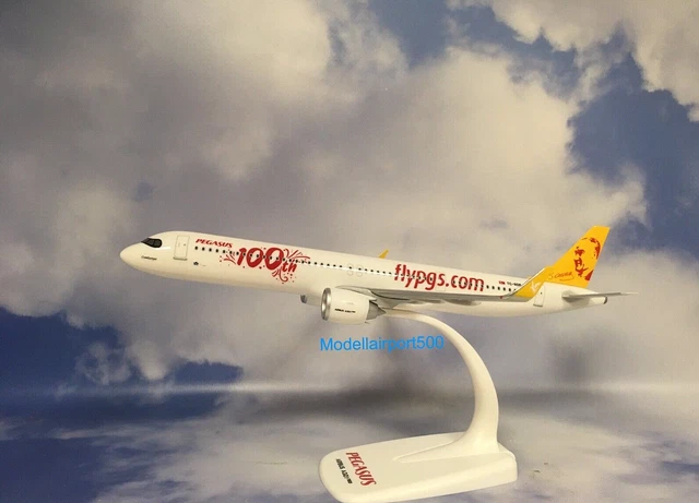 Herpa Wings Airbus A330-300 Turkish Airlines – 1:200 Modellflugzeug, Sonderedition 2016