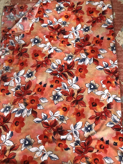 vintage 1960’s floral fabric🌈