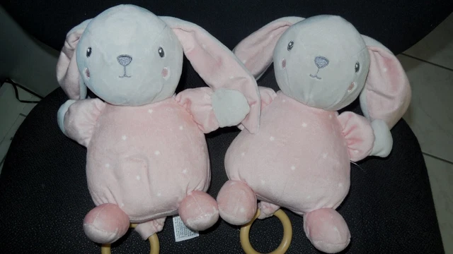 Lot 2 doudou peluche musicale lapin gris rose étoile blanc SIMBA TOYS KIABI