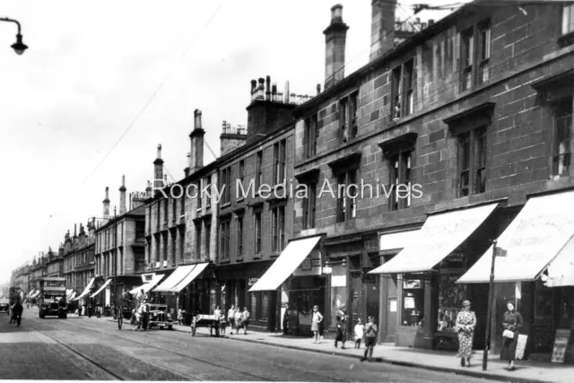 Plo-79 Glasgow Road, Clydebank, Dunbartonshire, Scotland. Photo