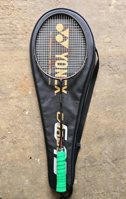 【極美品】 YONEX CARBONEX20 バトミントンラケット 3U-G5 YONEX Carbonex20 3UG5 badminton racket Black all-rounder type Used