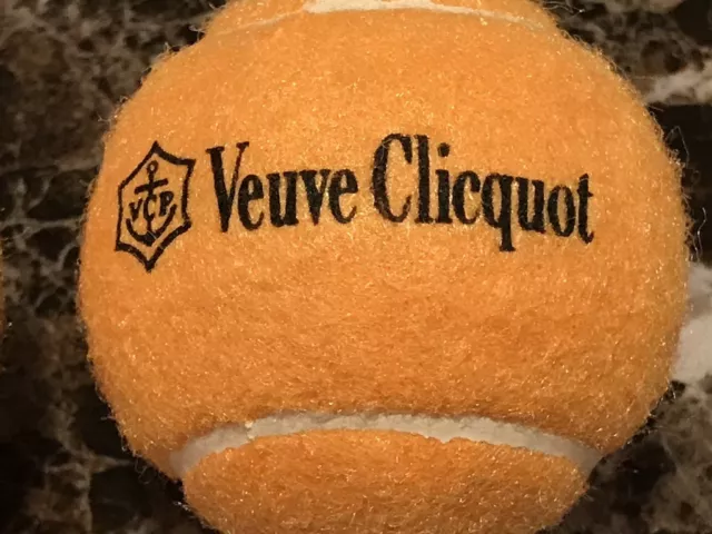 Veuve Clicquot Champagne Vcp Signature Rare 3 Pack Tennis Balls New Sealed