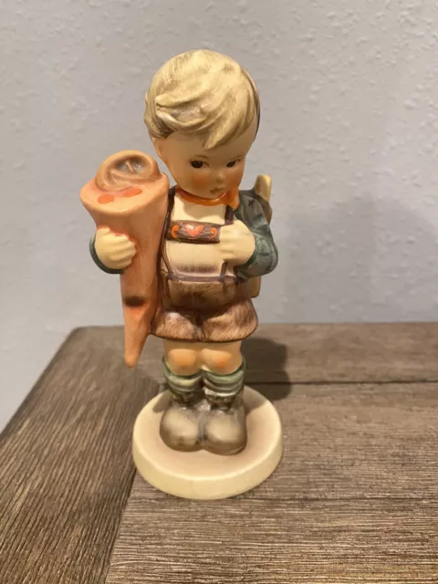 Vintage GOEBEL HUMMEL "LITTLE SCHOLAR" Figurine #80