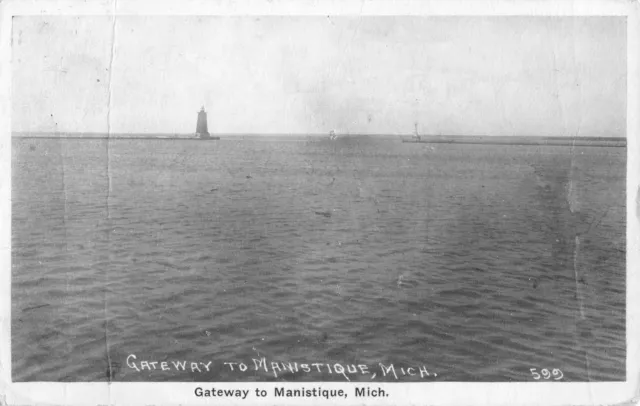 USCG Manistique MI c.1915 HARBOR & LIGHTHOUSE where AARR Boats & the MM&N Docked