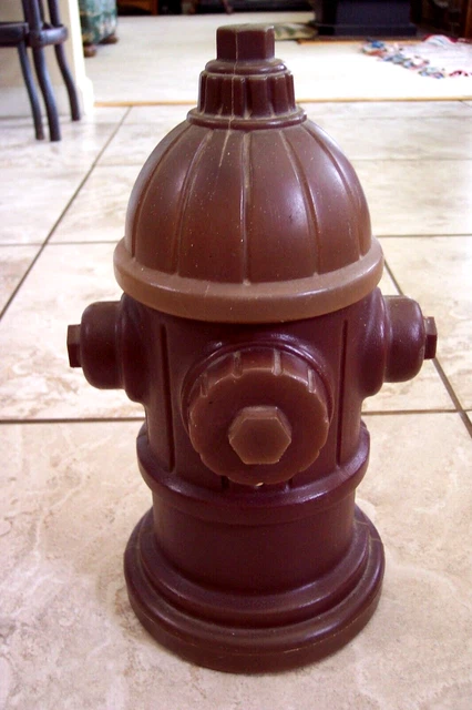 Vintage Blowmold Fire Hydrant Cookie Treat Jar Holder Container Yard Decoration