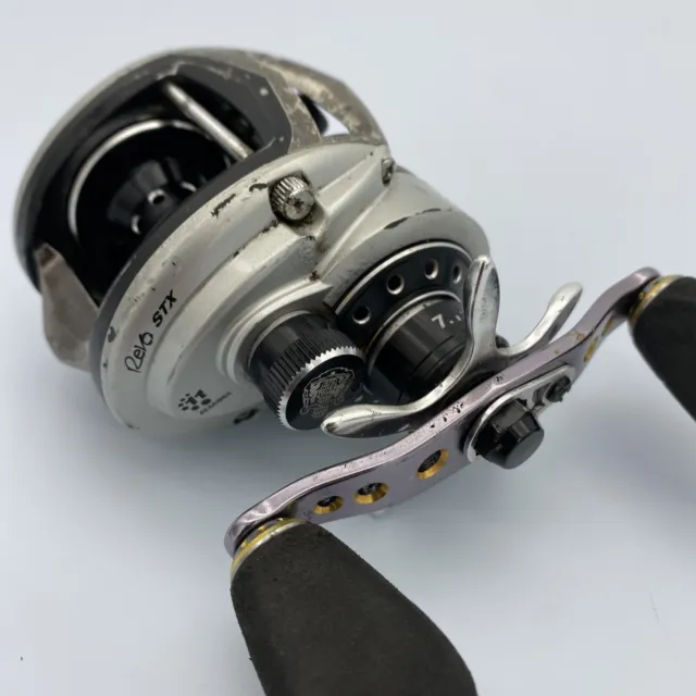 Abu Garcia Revo STX GEN 3 7.1:1 Gear Ratio RVO3 STX-HS - FAST SHIPPING!