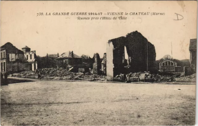 CPA La Grande Guerre VIENNE le - Chateau Ruins near the City Hall (131813)