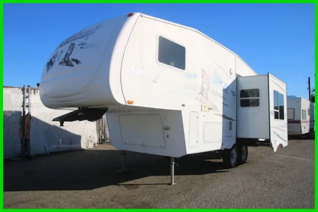 (OSA) 2007 Forest River Wildcat 28 Feet NO RESERVE