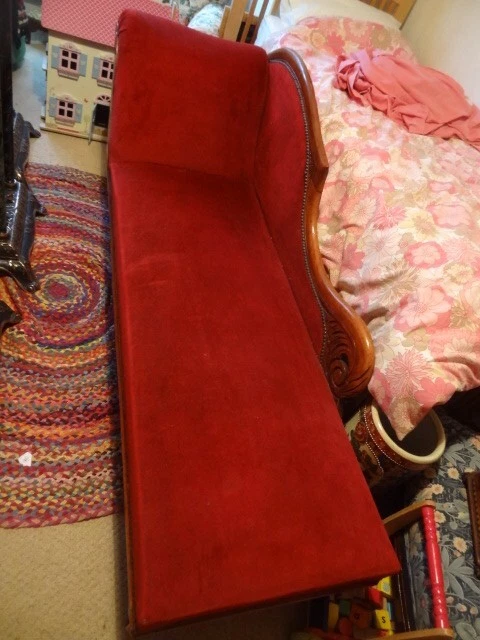 antique chaise longue sofa