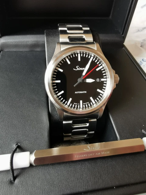 Sinn sales 556i red
