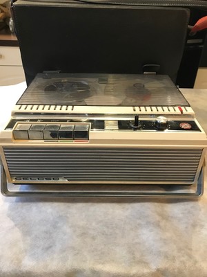 Pièces pour à langer Assiettes de GRUNDIG magnétophone REPORTER 700 L 