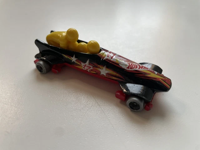 2014 HOT WHEELS 1/64 Diecast CFG94 Yellow/black Daredevils Ice Shredder