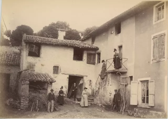 France, Saint-Clair-du-Rhône, Photo de groupe  Vintage albumen print Tirage al