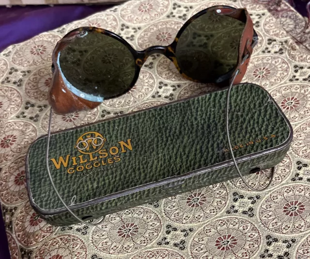 Early 1900’s, Willson Goggles. In Original Tin. Driving, Riding, Flying. USA.