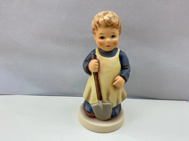 Hummel Figura 727 Todavía necesitan Umgraben 9,5 cm. Primera