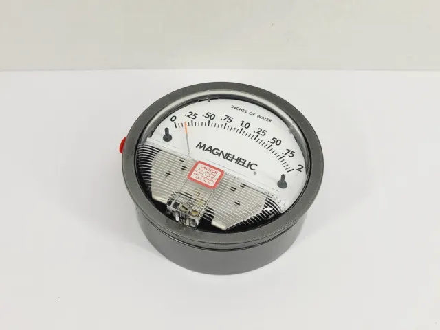 Dwyer Instruments Magnehelic 2002 Differential Pressure Gage (0-2 IOW)