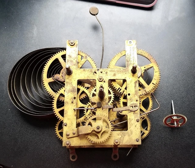 VINTAGE MECHANICAL CLOCK Gearbox Mechanism Sessions Clock Co. CW9 14.
