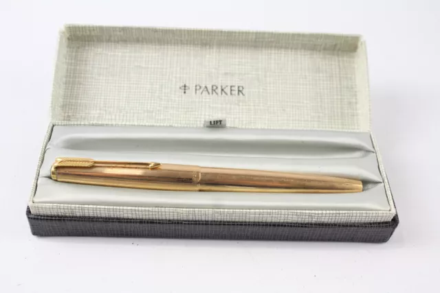 Parker 61 Fountain Pen Gold Plate Casing Vintage 14ct Gold Nib Writing 23g Parker 61 Fountain Pen Gold Plate Casing Vintage 14ct Gold Nib Writing 23g