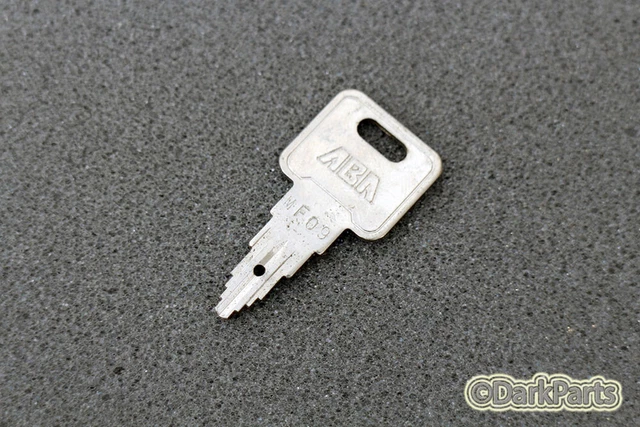 Clé De Boîtier HP Z800 - Référence 301 - Compatible Xw6400, Xw8200 - Occasion Testée