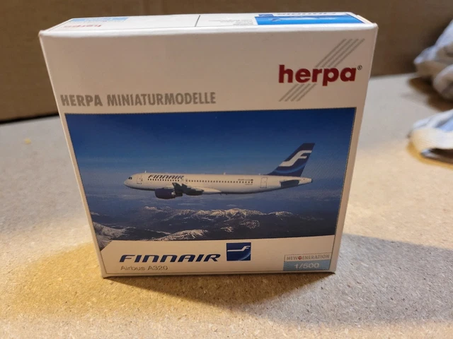 HERPA AVION AIRLINES 1/500 - Airbus A330 300 SN Brussels Airlines EUR