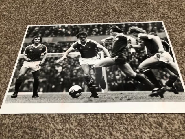 Press Photo Manchester United V Everton 1980-81