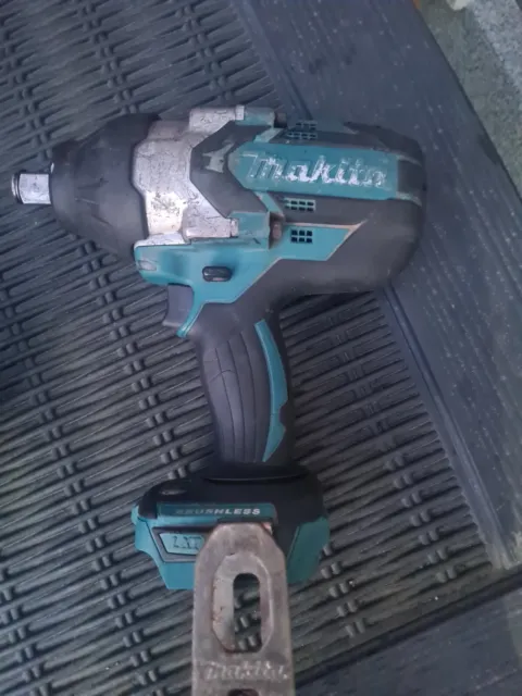 Makita DTW1001 18V Li-ion Cordless Brushless Impact Wrench 3/4"Body only