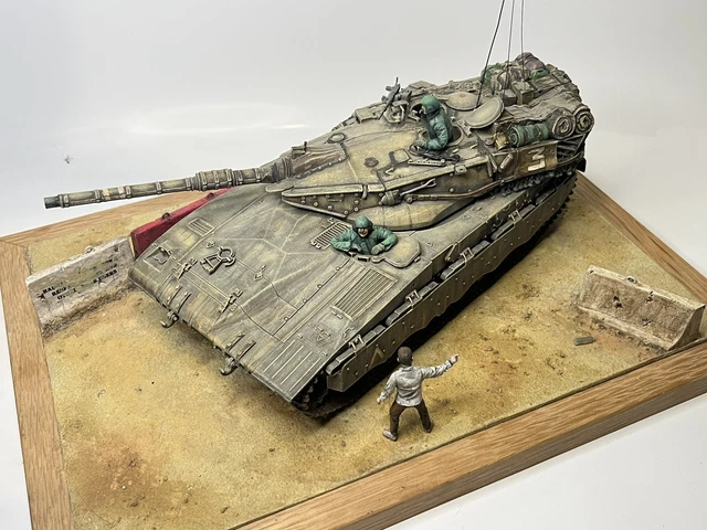 T-90AK With PTK Russia Commander Tank Amusing Hobby 35A056