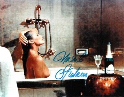 Ursula Andress 007 James Bond Authentic Autograph As Vesper Incasino Royale 1967