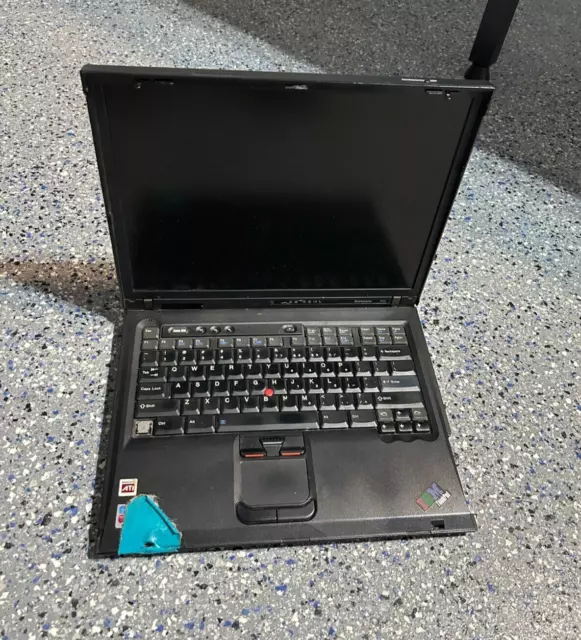 Computadora portátil IBM Thinkpad R51 sin disco duro sin RAM SIN batería falta llave de piezas