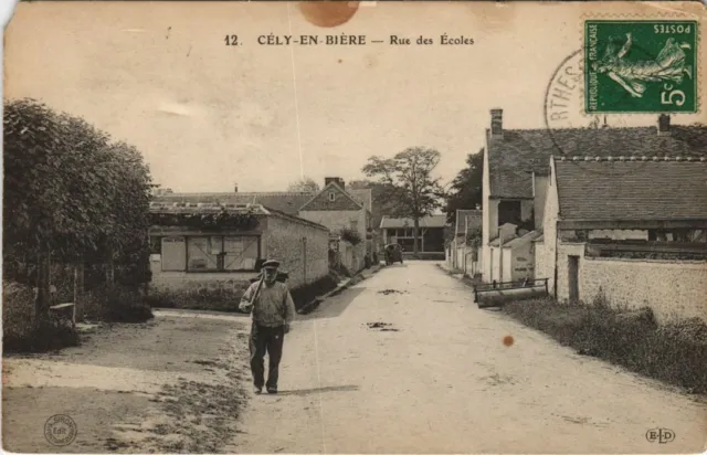 CPA CÉLY-EN-BIERE Rue des Ecoles (924952)
