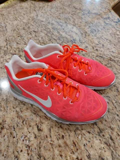 Nike Women's Free Fit 2 Training Shoes Pink 487789-601 Low Top Sneakers Sz 9.5