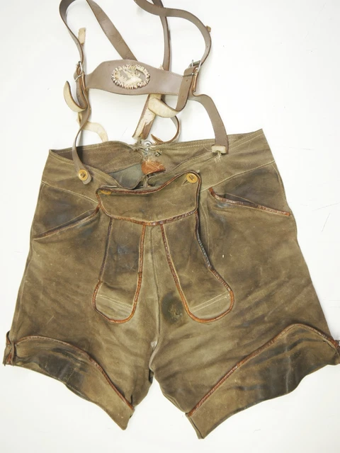 Sammlerstück kurze Vintage Lederhose extrem speckig Träger Hirsch Emblen Gr.52