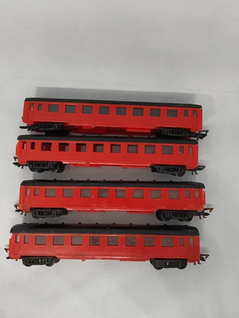 Rame 4 Wagons Voyageurs Inox JOUEF / HORNBY HO - Occasion Bon état