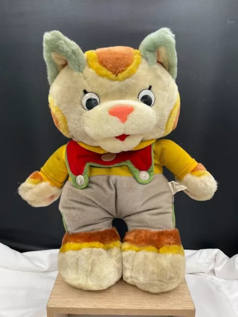 The Busy World of Richard Scarry Huckle Cat Talking Plush 1995 TOMY READ