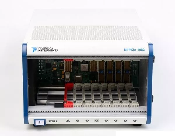 Châssis PXI National Instruments NI PXIe-1082