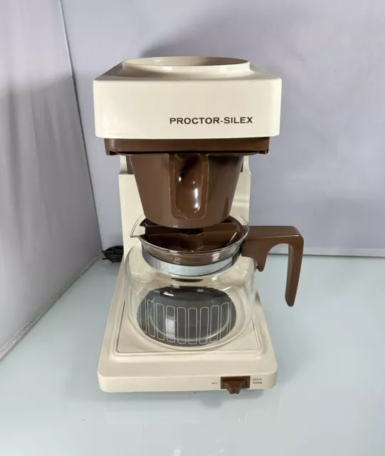 https://www.picclickimg.com/rhUAAOSw9u9lMt8k/Vintage-Proctor-Silex-Automatic-Drip-10-Cup-Coffeemaker.webp