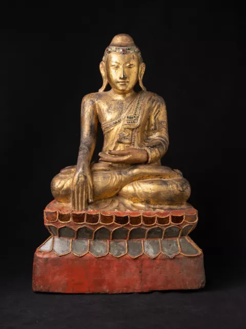 Antique Burmese Buddha statue from Burma, 19th century