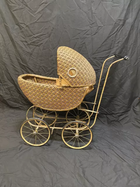 1910-1920? Antique Wicker Full Size Baby Carriage Stroller Buggy Vintage