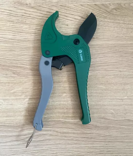 Pipe Cutter Cutting Scissors 42mm Air Water Tube Hose Plastic PVC Plumbing Plier