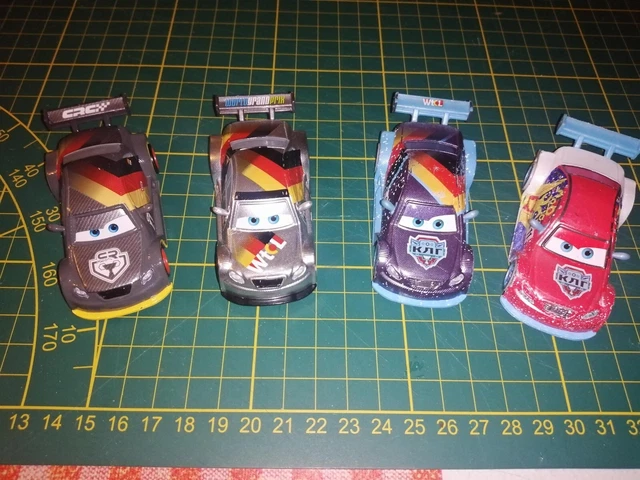 1 lot de  voitures cars disney pixar metal  d occasion   diecast