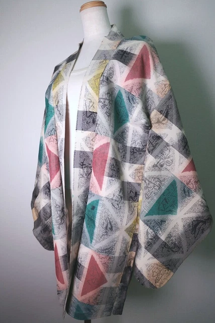 8538F5 Silk Vintage Japanese Kimono Haori Jacket Triangle Meisen