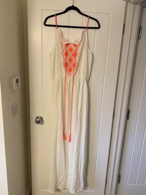 Ladies Summer Resort Dress Size 14 White. Holiday/beach