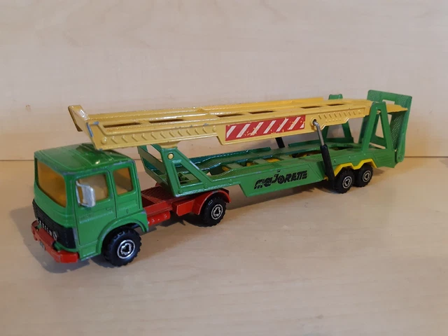 Camion Semi-remorque Majorette 1/60 - Scania Avec Bateau à Voile - Série Kerian Nice - Occasion Bon état