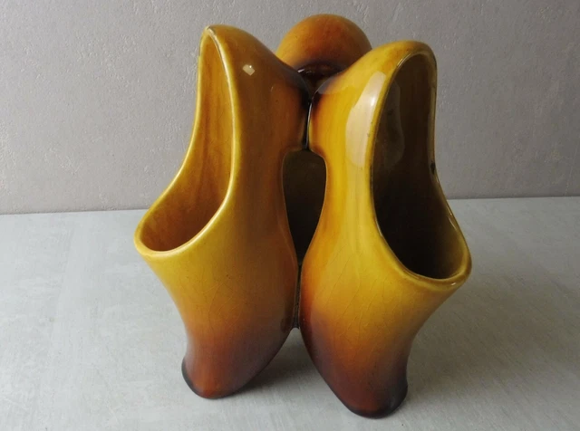 Ancien porte bouquet / bouquetière triple sabot, en céramique de Sarreguemines